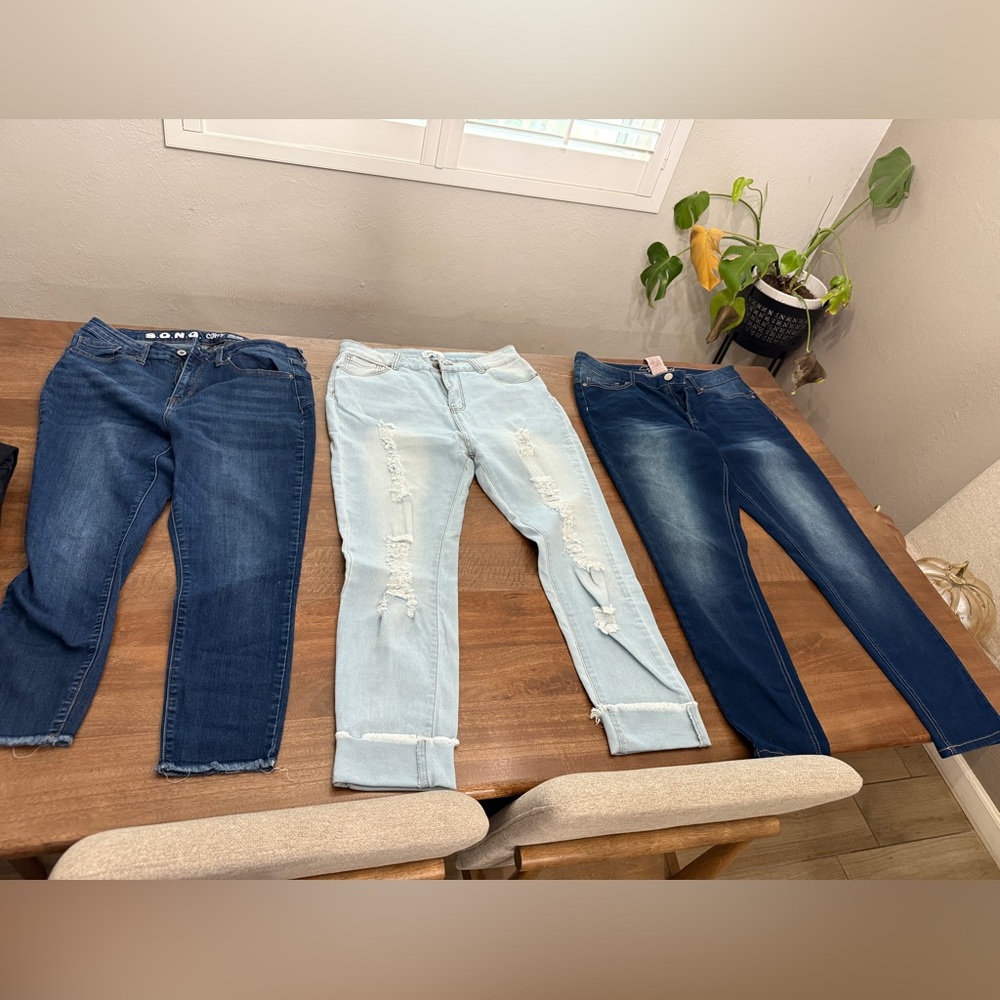 Women's Skinny Jeans Set - Dark Blue, Light Blue, and Medium Blue